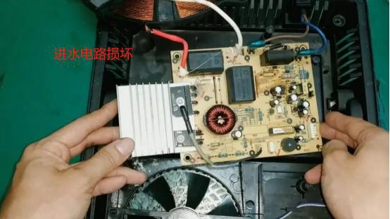 BD半岛官网电磁炉的风险有哪些？忠言四大圈套忌讳(图3)